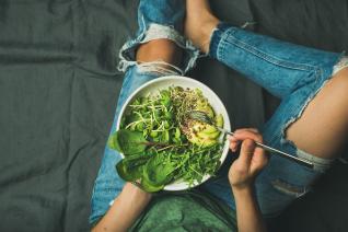 Vegetariáni odmítají maso a masné výrobky. Vegani jsou ještě přísnější.