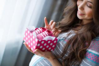 4 věcí, co rozhodně nedávat tvé těhotné kámošce