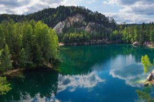 Česká jezera jsou krásná, vydej se k některému z nich!