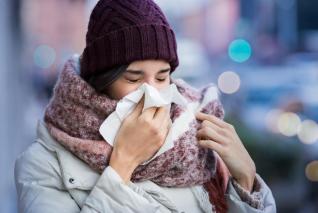 Nachlazení a chřipka není totéž, ale obojí dokáže potrápit.