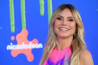Heidi Klum lidi baví. A okouzluje je!