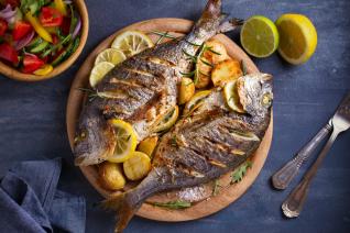 Nordická dieta staví hlavně na rybách a mořských plodech a minimu zpracovaných potravin.