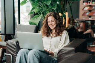 Kdo je podle tebe větší příživník? Kdo je podle tebe větší příživník?