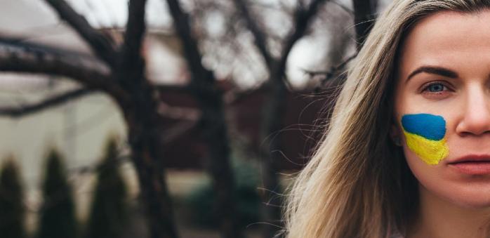 Vztah postavený na lži nemůže vést jinam než k zániku.