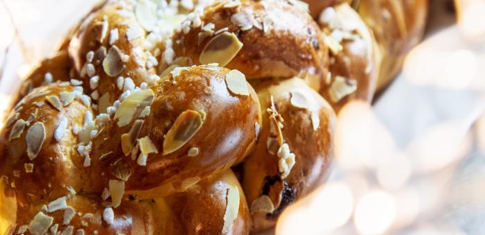 Kus těsta s mandlemi za 140 Kč? To snad ani nemůže nikdo dát.