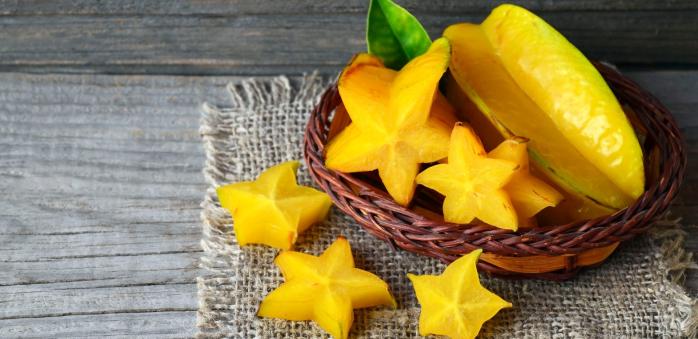 Karambola tě okamžitě zaujme svým vzhledem.