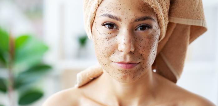 Peeling si jednoduše vyrobíš doma. Levně a ze surovin, které znáš.