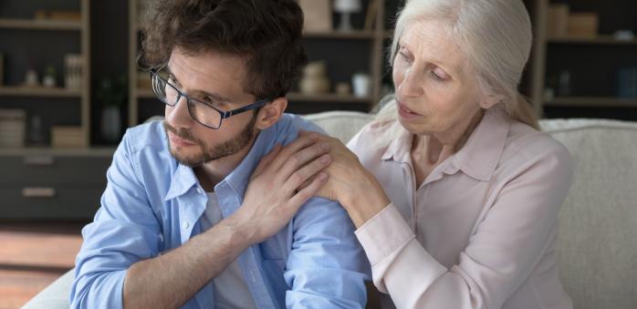 Vztahy matek s jejich syny bývají často problematické.