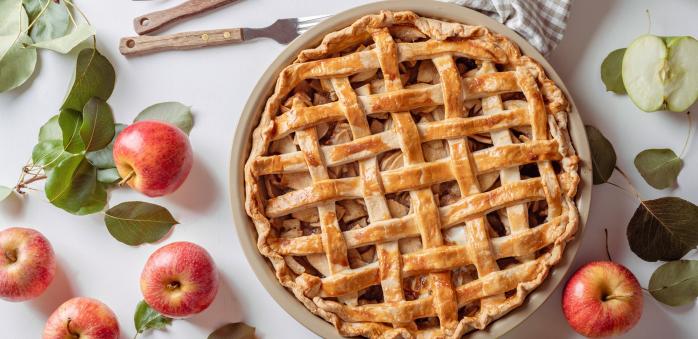 Jablečný koláč je klasika a nadčasová dobrota. Už se chystáš péct?