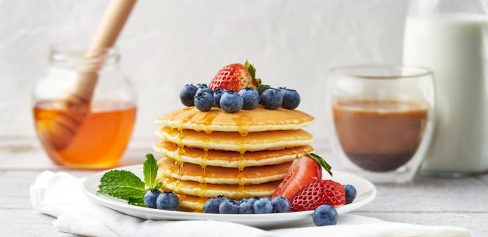 Proteinové palačinky jsou vyváženější verzí těch klasických.