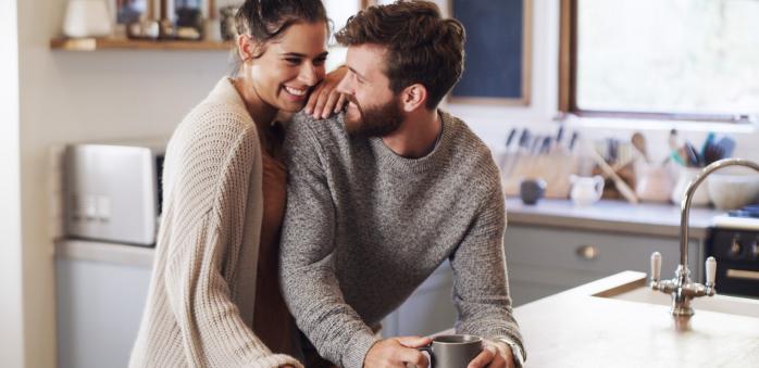 Muži nejsou v projevech citů moc zdatní, ale to neznamená, že emoce nemají.