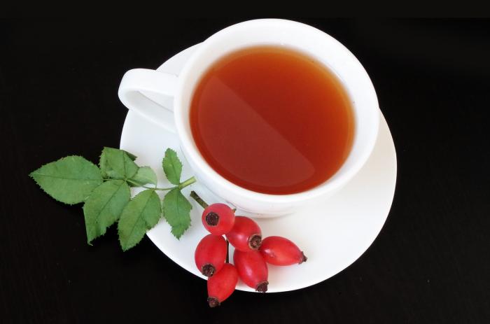 Šípkový čaj je nejrozšířenější způsob užívání.