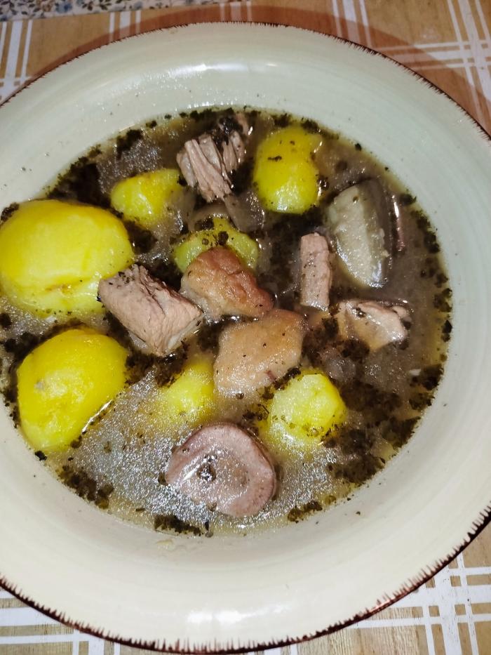 Zabijácká polévka, jinak to prostě nevidíme.