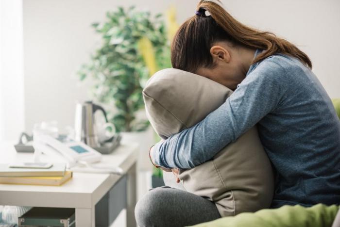 Dej při takové události průchod emocím. Jen tak trauma zpracuješ.