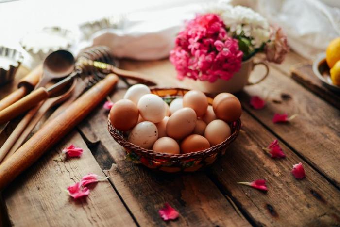 Že vejce způsobují vysokou hladinu cholesterolu v krvi, je mýtus, kterému lidé stále věří.