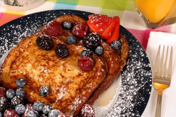 Francouzský toast je nezdravý, ale chuťově dokonalý.