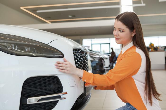 Koupit auto není jako koupit bochník chleba. Chce to čas a rozvahu.