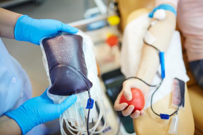 Darovat krev trvá nejdéle 10 minut.