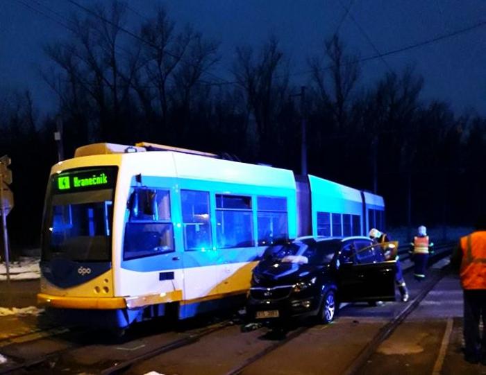 V Ostravě už mají pořádně moderní tramvaje. Ha!