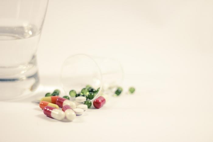 Antibiotika sice léčí nemoci, ale pro střeva jsou katastrofou. Antibiotika sice léčí nemoci, ale pro střeva jsou katastrofou.