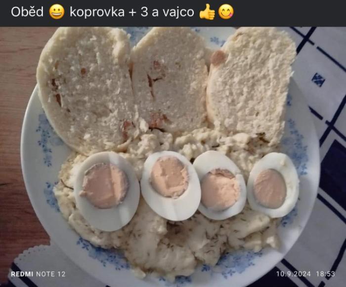 Koprovka nikdy není úplně fotogenická. Tahle je ale extrémní.