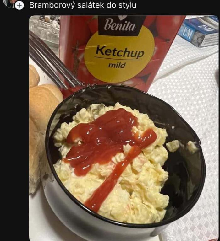 Je libo kečup? Nebo radši ketchup?