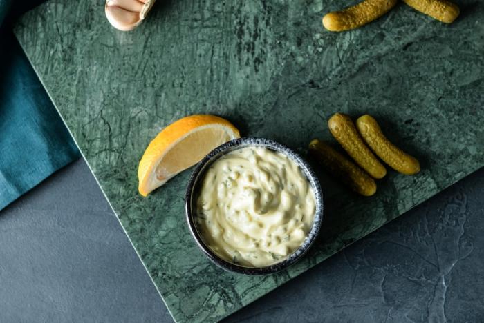 Připrav si domácí tatarskou omáčku a na tu kupovanou už si ani nevzpomeneš! Připrav si domácí tatarskou omáčku a na tu kupovanou už si ani nevzpomeneš!